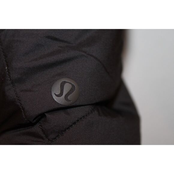 Lululemon size 4 womens down quilted reversible black jacket - Picture 12 of 14